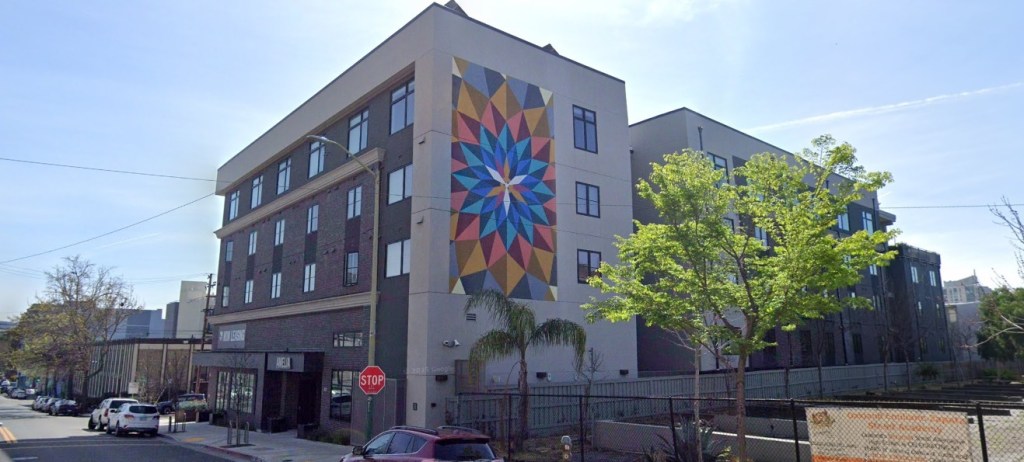 Oakland apartment transactions hint at weak multifamily market in city