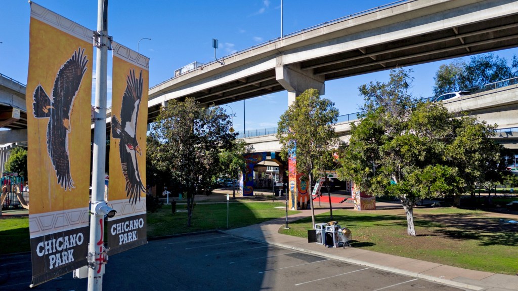 An SDPD captain helped secure a multimillion-dollar surveillance deal. Now he works for the contractor. – San Diego Union-Tribune