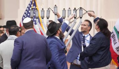 San Diego leaders end Hanukkah with rally against hate