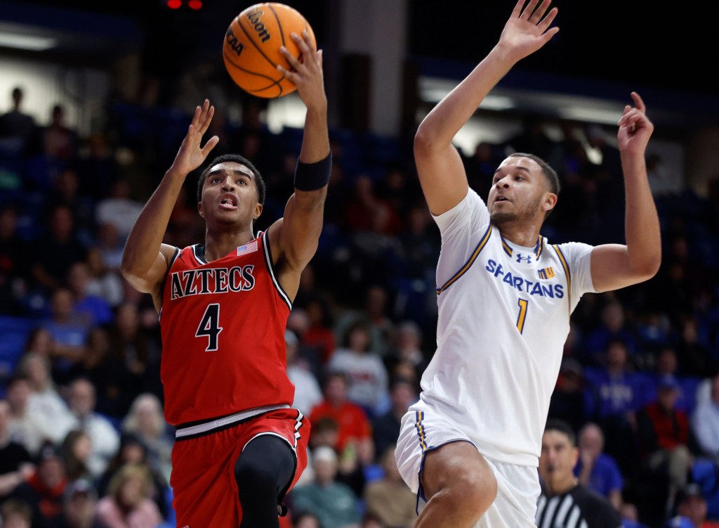 B.J. Davis, Aztecs rally to beat San Jose State following 'Christmas reset'