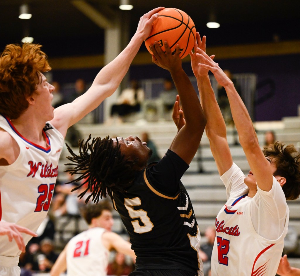 Victory Christian falls short in Torrey Pines Holiday Classic semis