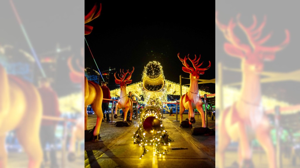 From Jingle Jets to Jungle Bells – San Diego Union-Tribune