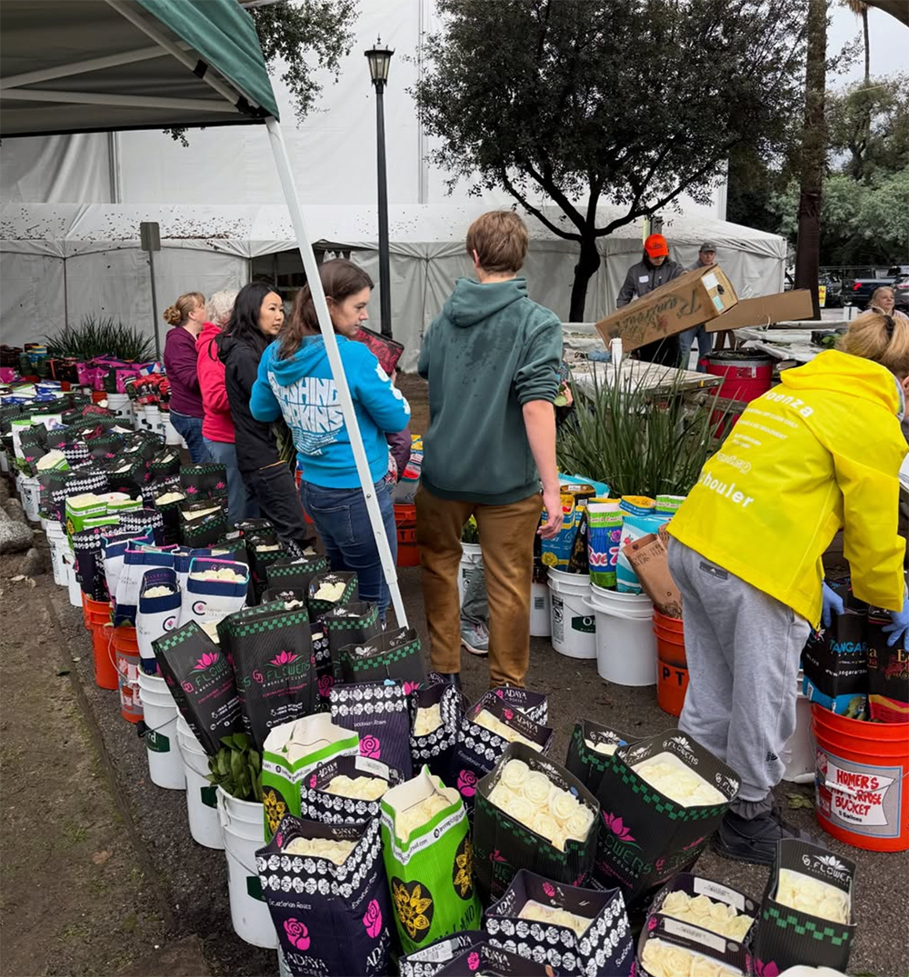 PHOTO: SPTOR INSTAGRAM | South Pasadenan News | Crunch Time! | SPTOR | The South Pasadenan | Volunteers put in long hours working on South Pasadena’s float, given the title “The Great Picnic Heist” as the 137th Rose Parade is almost here. South Pasadena Tournament of Roses Chair Ed Donnelly says a major announcement about the future of the city’s float will be coming before the end of the year.