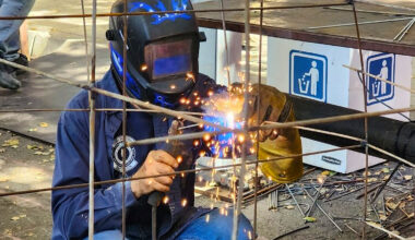 Rose Parade Float Build: Auction is LIVE NOW | It’s CRUNCH TIME SOUTH PASADENA! | The South Pasadenan