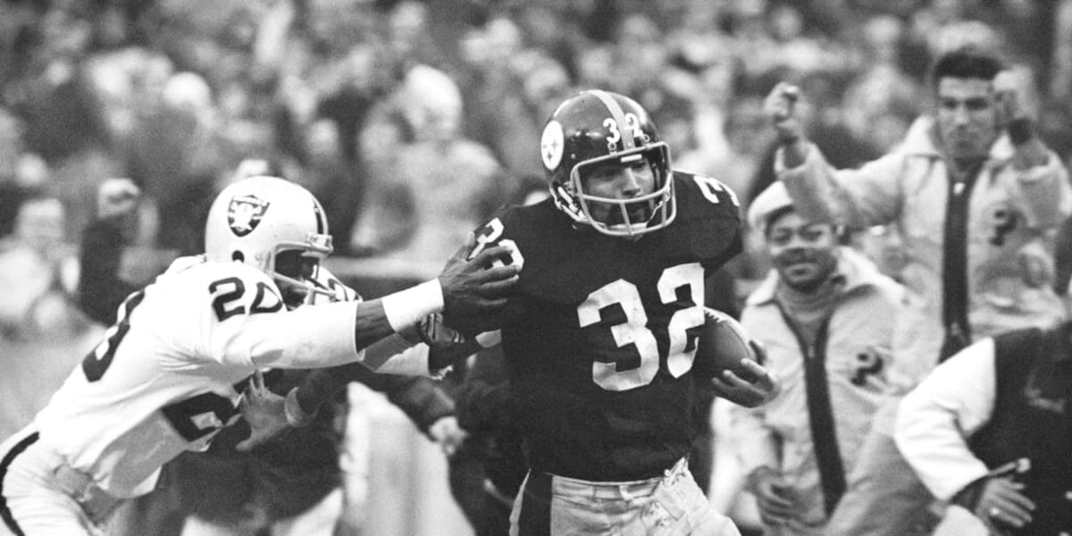Pittsburgh Steelers beat Oakland Raiders on “Immaculate Reception”