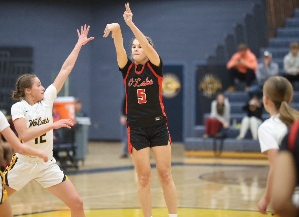 Junior Allie Crighton scores game-high 25 points as Orchard Lake St. Mary’s routs Clarkston – The Oakland Press