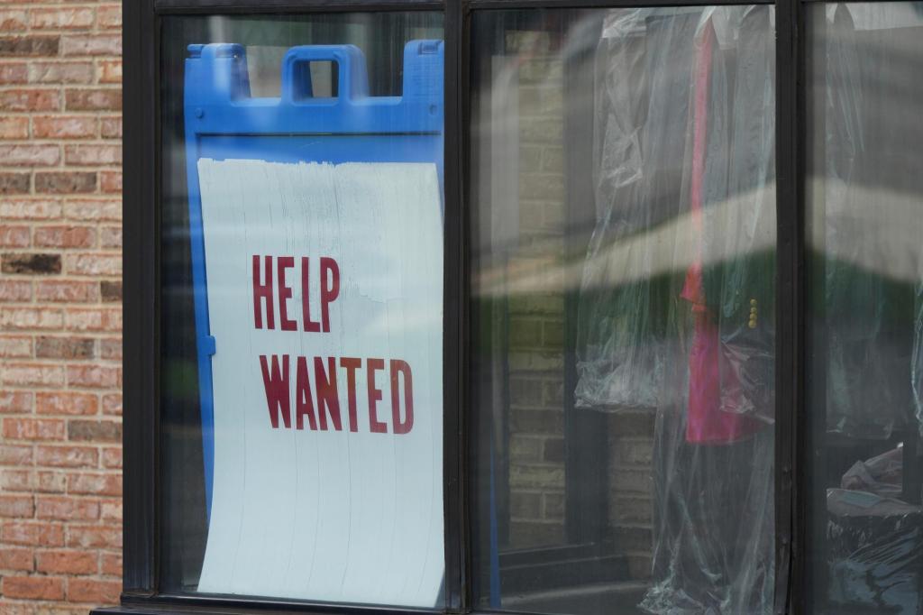 US applications for jobless benefits fall with layoffs historically low
