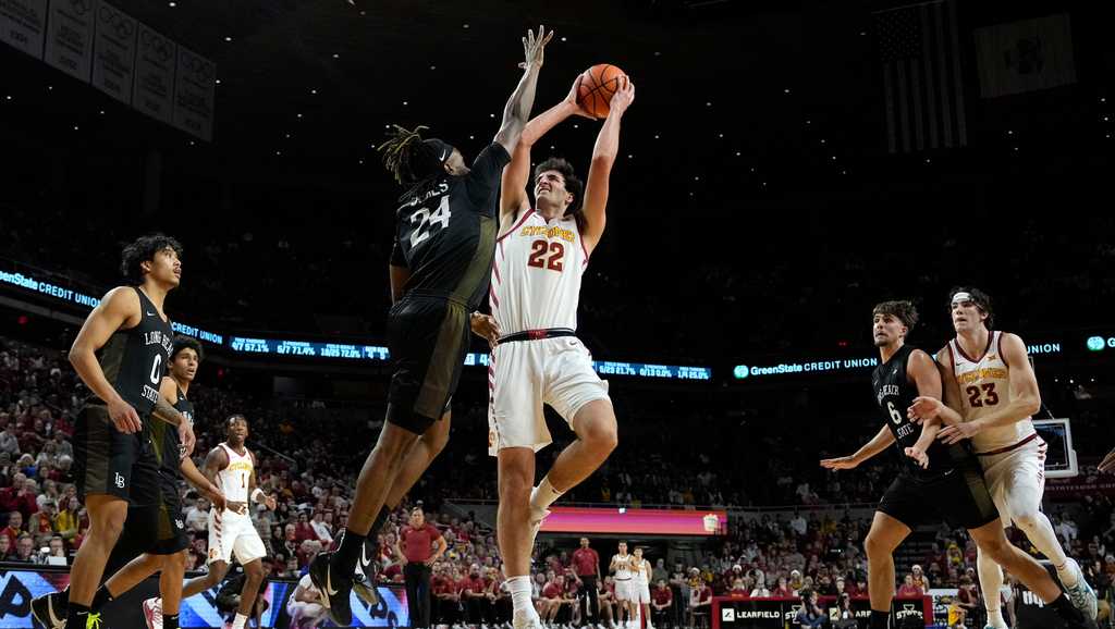 No. 4 Iowa State dominates Long Beach State for 12th straight win