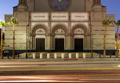 Front of the Wilshire Boulevard Temple in Los Angeles