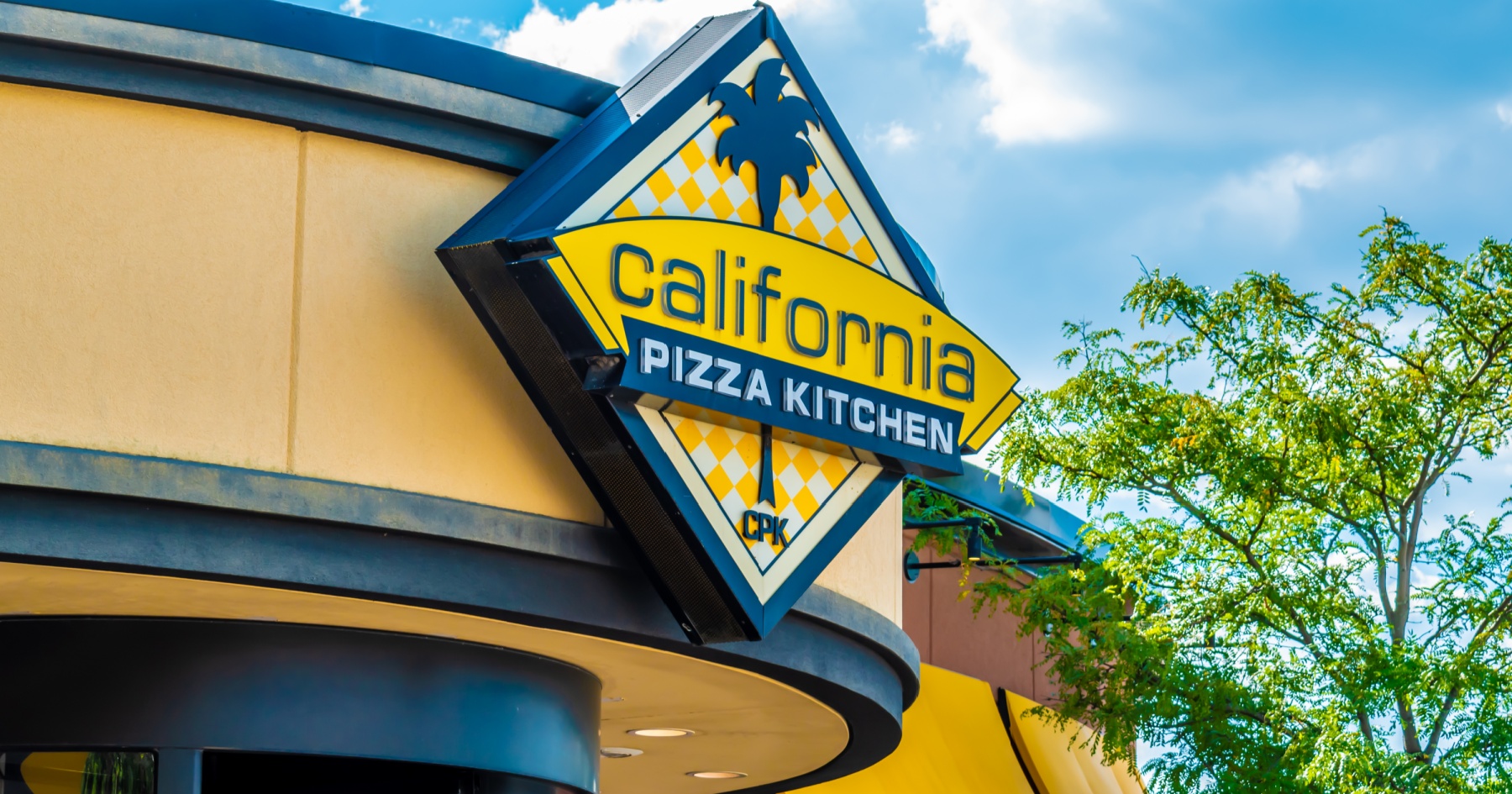 California Pizza Kitchen to be acquired by investor group