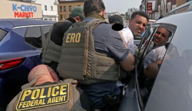 California unveils online portal to report allegations of misconduct by federal agents