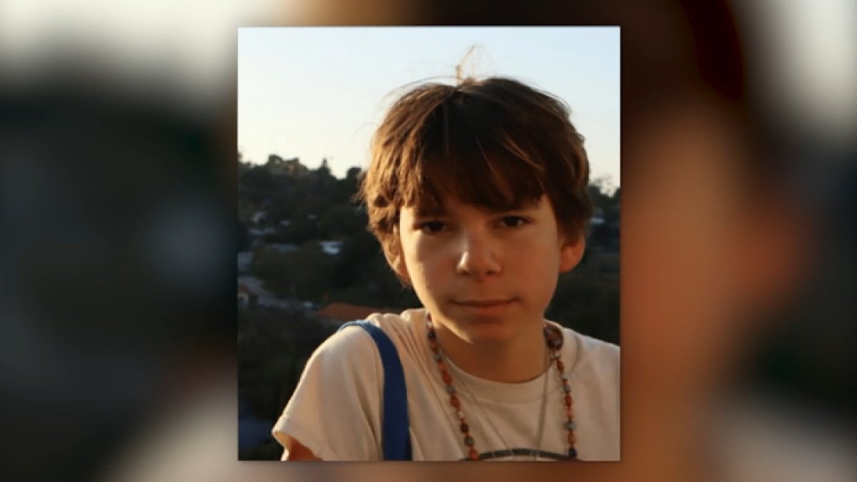 Family of teen killed in Studio City school’s parking lot sues – NBC Los Angeles