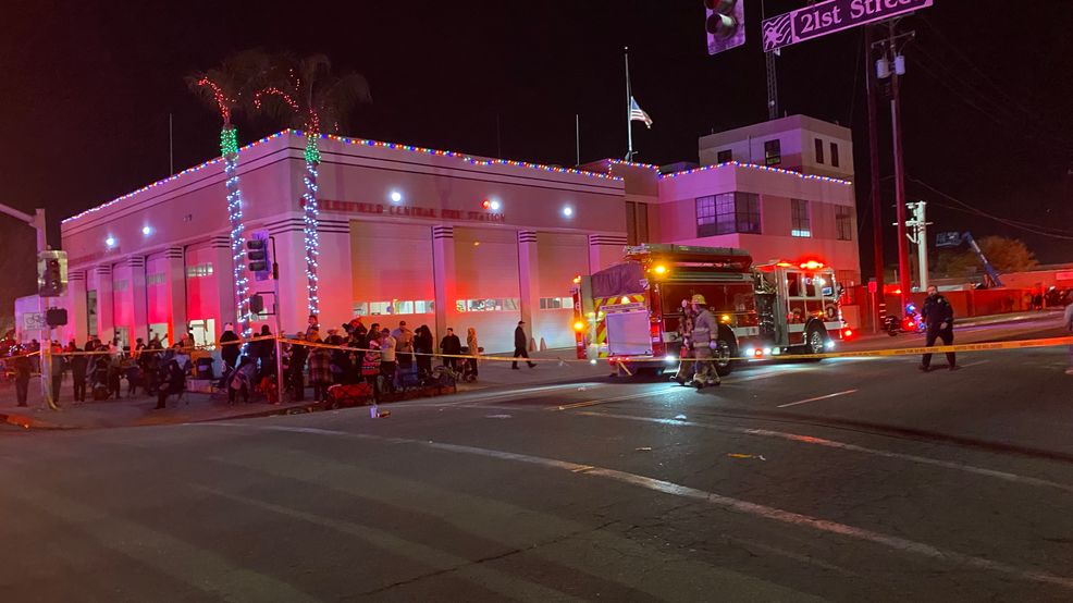 {p}Driver crashes into attendees at the Bakersfield Christmas Parade on Thursday, December 7, 2023. Three people taken to the hospital with serious injuries. KBAK/FOX58{/p}