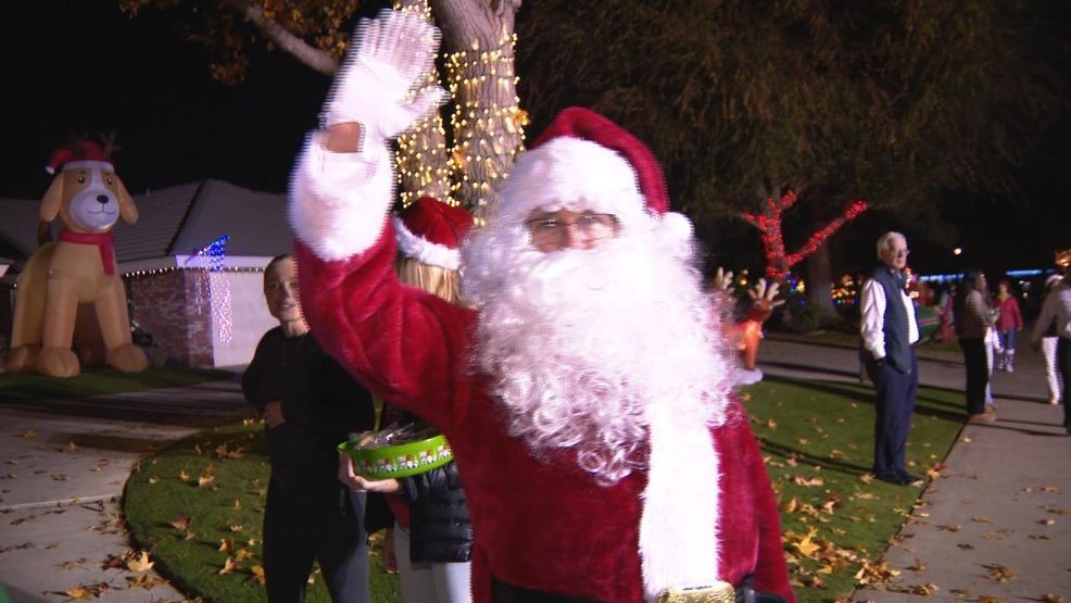 Dustin's Diner brings holiday cheer and support to Bakersfield community (KBFX)