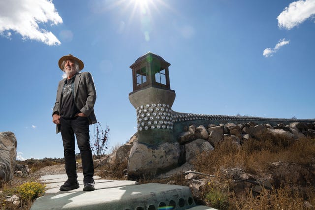 earthship, tres piedras, new mexico, renegade architect michael reynolds. atlantis earthship