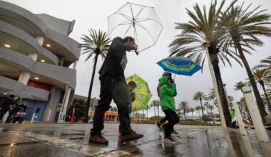 Timeline: New Year's rainstorm to drench Southern California