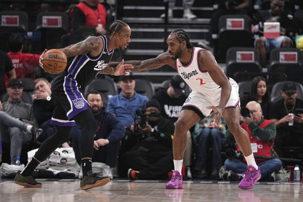 Clippers, Sacramento Kings meet on separate trajectories