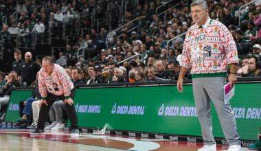 No. 9 Michigan State beats Oakland 79-70 as Tom Izzo and Greg Kampe don custom holiday sweaters