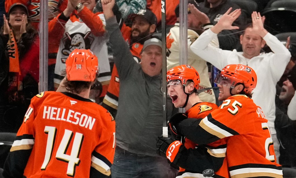 Ducks bounce back, edge red-hot Capitals in shootout – Orange County Register