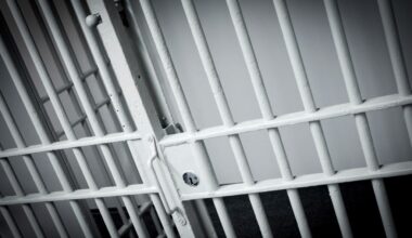 Man who was kicked out of a Fullerton bar and opened fire, injuring an Uber driver, sentenced to 17 years to life – Whittier Daily News