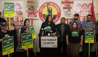 In the face of steep budget cuts, negotiations stall between Oakland Unified and teachers union