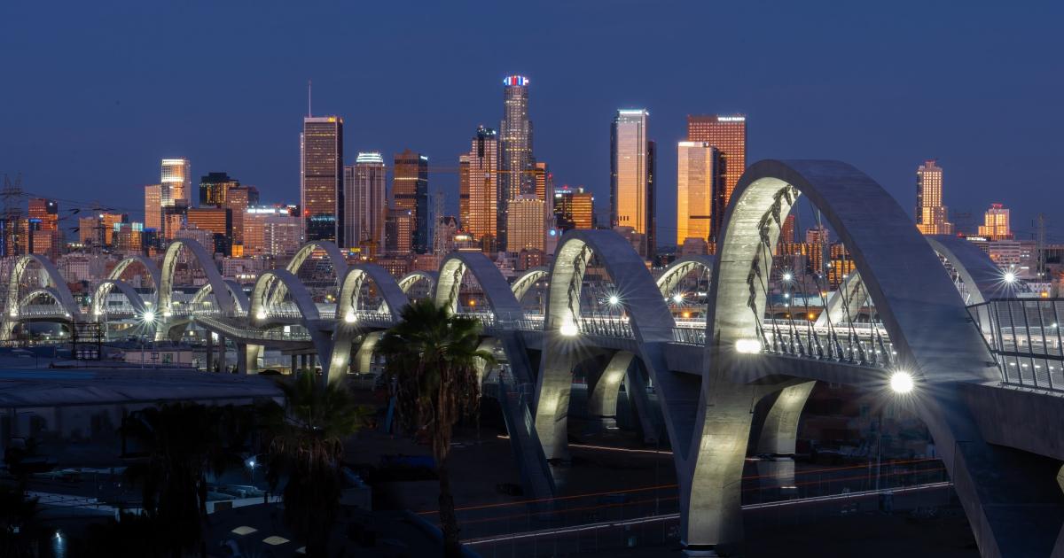 Dodger Stadium gondola re-approved, RIP Frank Gehry, and more