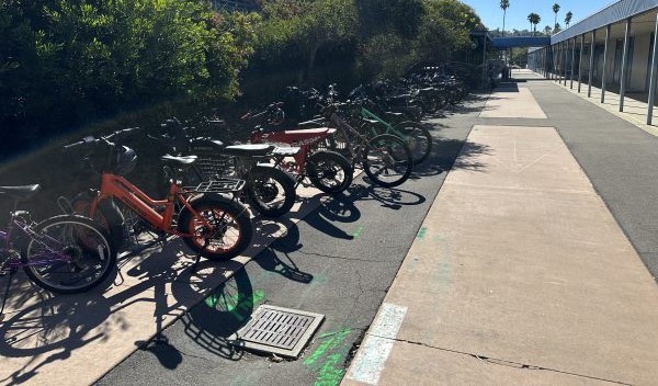 La Jolla schools such as Muirlands Middle have a large number of e-bike riders every day, with students parking them outside during school hours. (Provided by Brendan Simon)