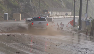 Evacuation warning extended in Pacific Palisades – NBC Los Angeles