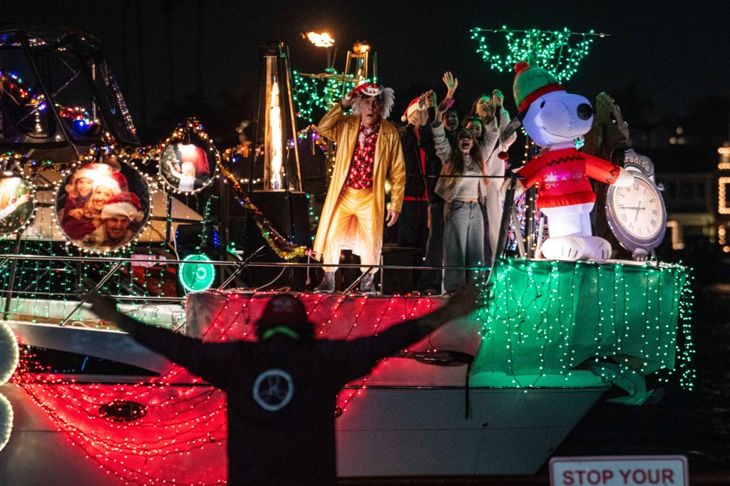 117th Newport Beach Christmas Boat Parade, California.