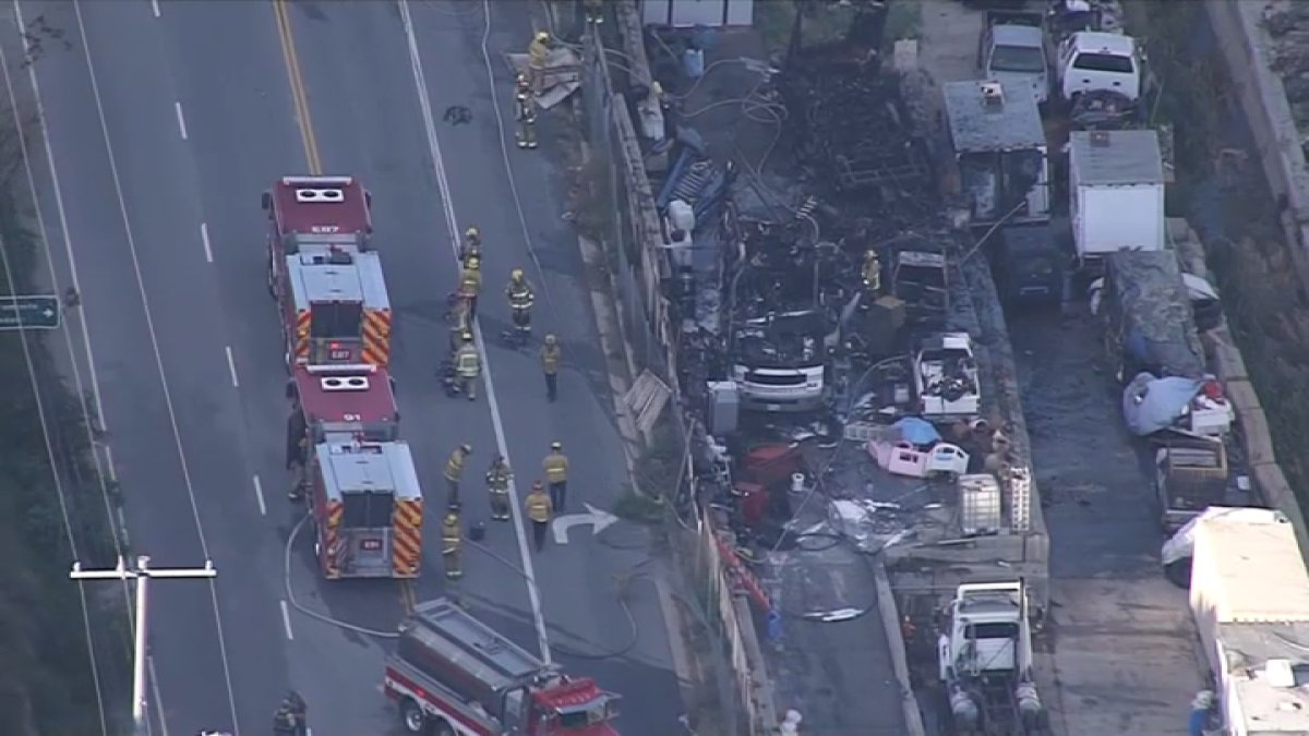 Propane tank fire burns in Sylmar – NBC Los Angeles