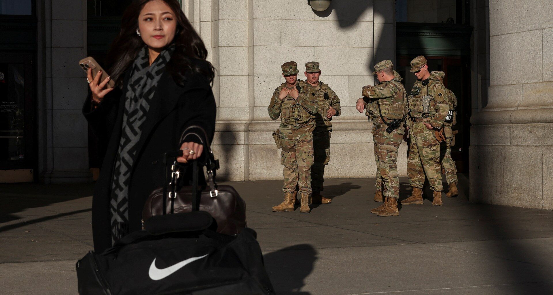 Trump says ‘removing’ National Guard from Chicago, Los Angeles and Portland | Donald Trump News