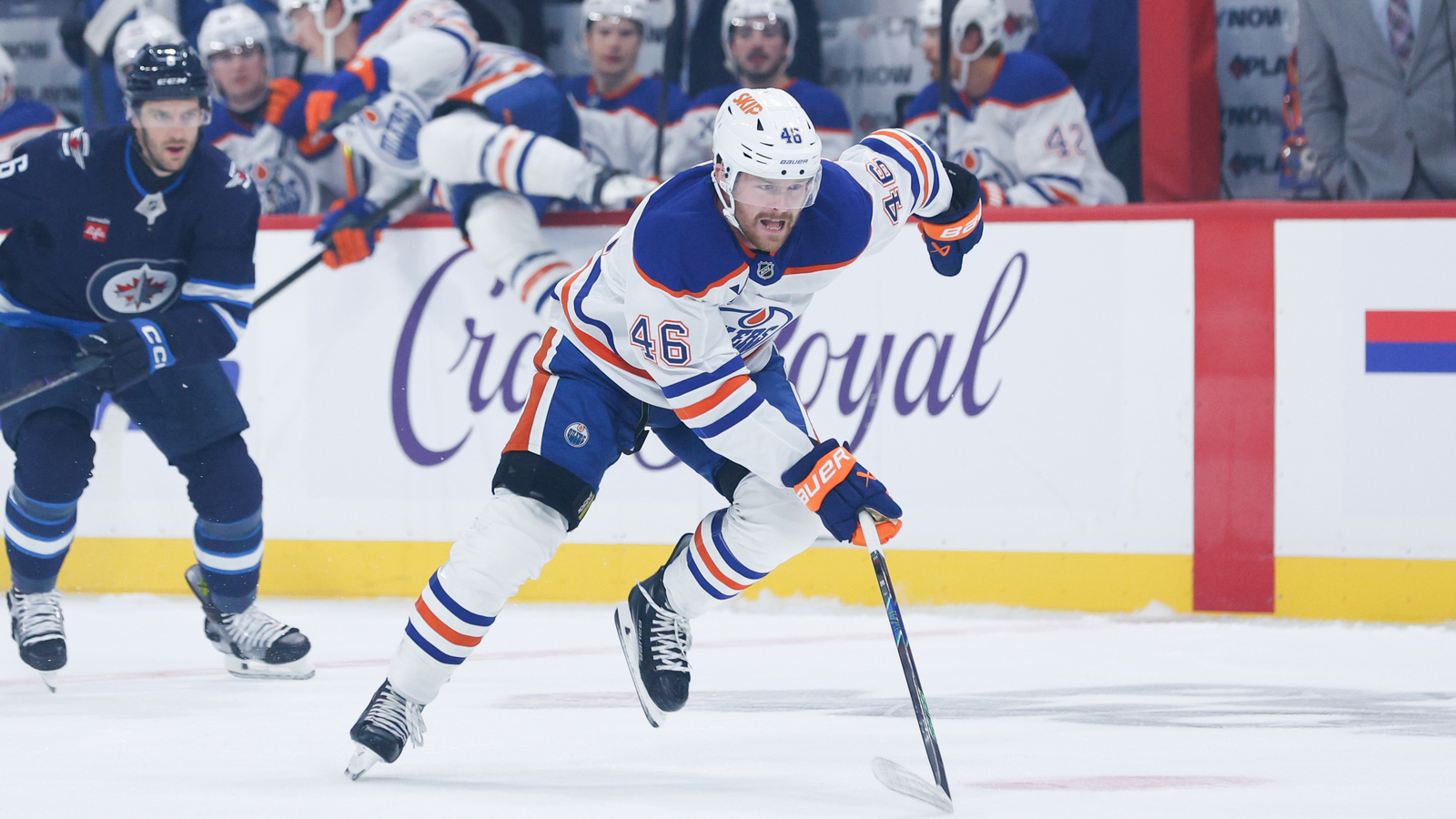 Edmonton Oilers call up Max Jones from the Bakersfield Condors