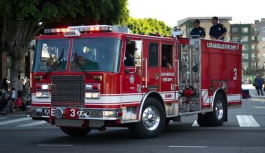 Firefighters Extinguish DTLA Building - MyNewsLA.com