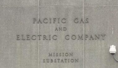 Massive PG&E power outage in San Francisco renews calls for publicly-owned utilities