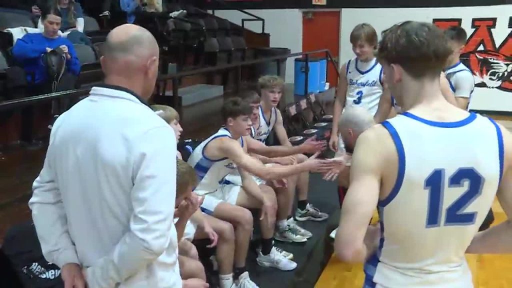 VIDEO: Bakersfield 53, Pierce City 42