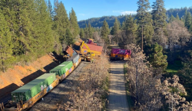 Over a dozen Union Pacific rail cars derail in Colfax