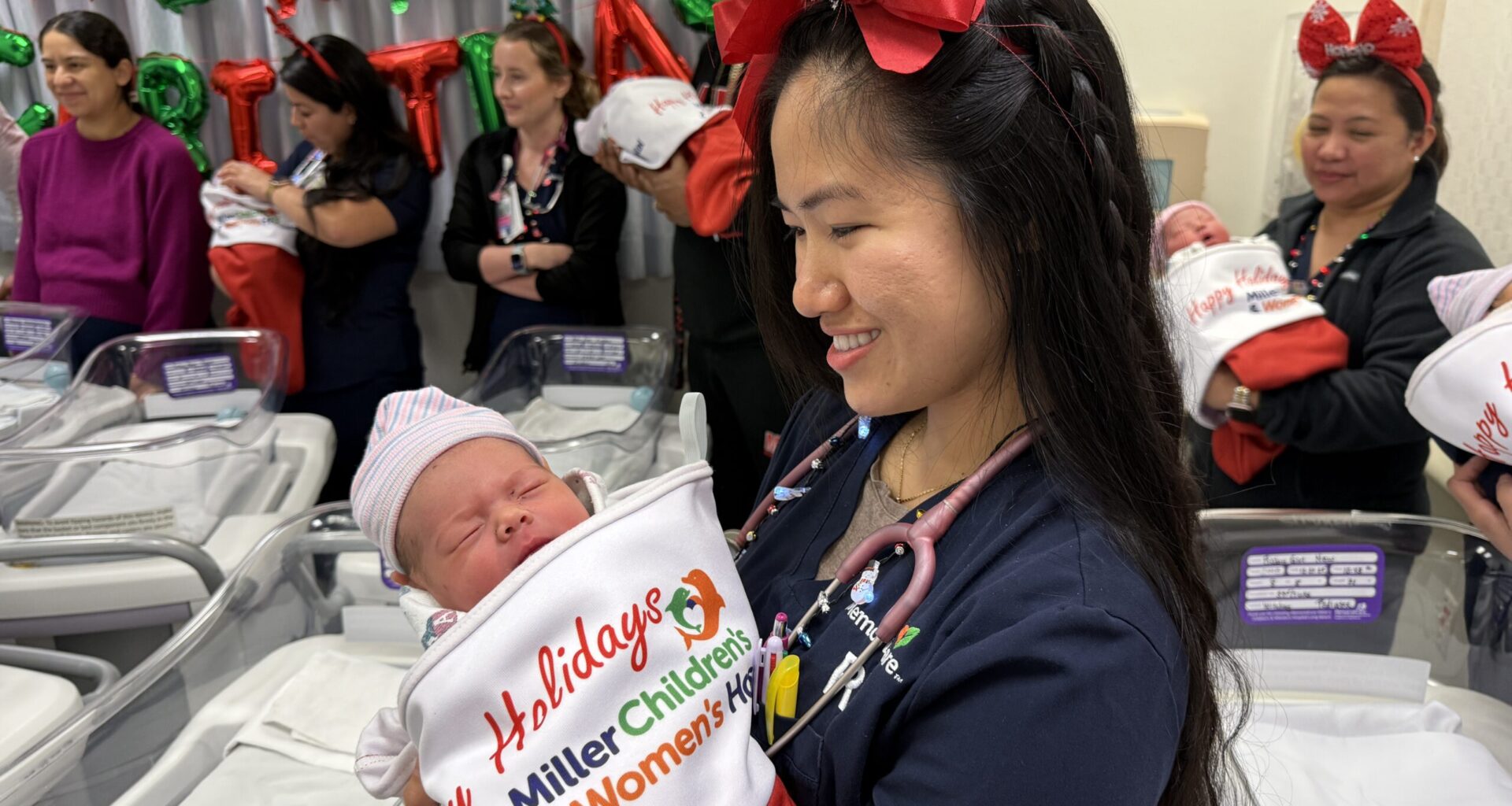 Miller Children’s & Women’s Hospital gives families the ultimate ‘Stocking Stuffer’ for babies born this holiday season • Brand stories