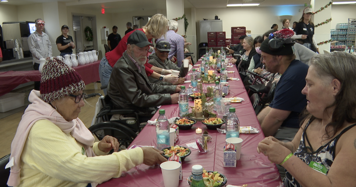 San Diego Rescue Mission brings Christmas early with haircuts, meals and hope.