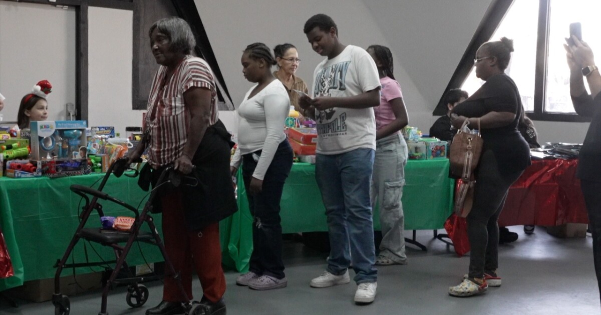 Kern County groups host Christmas toy giveaways for families