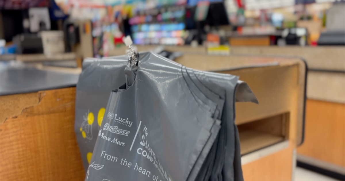 California to Eliminate Plastic Bags at Checkout by 2026
