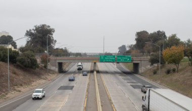 ‘Those were all houses.’ New report quantifies 99 freeway’s path of destruction in West Fresno