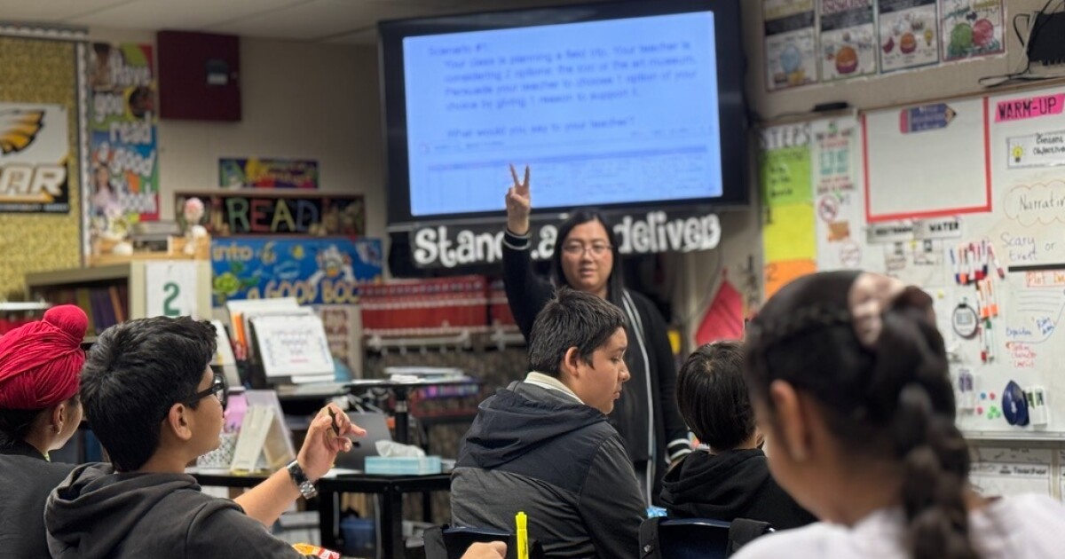 English learner bootcamps are boosting student scores in this Valley district. ‘I feel more confident’