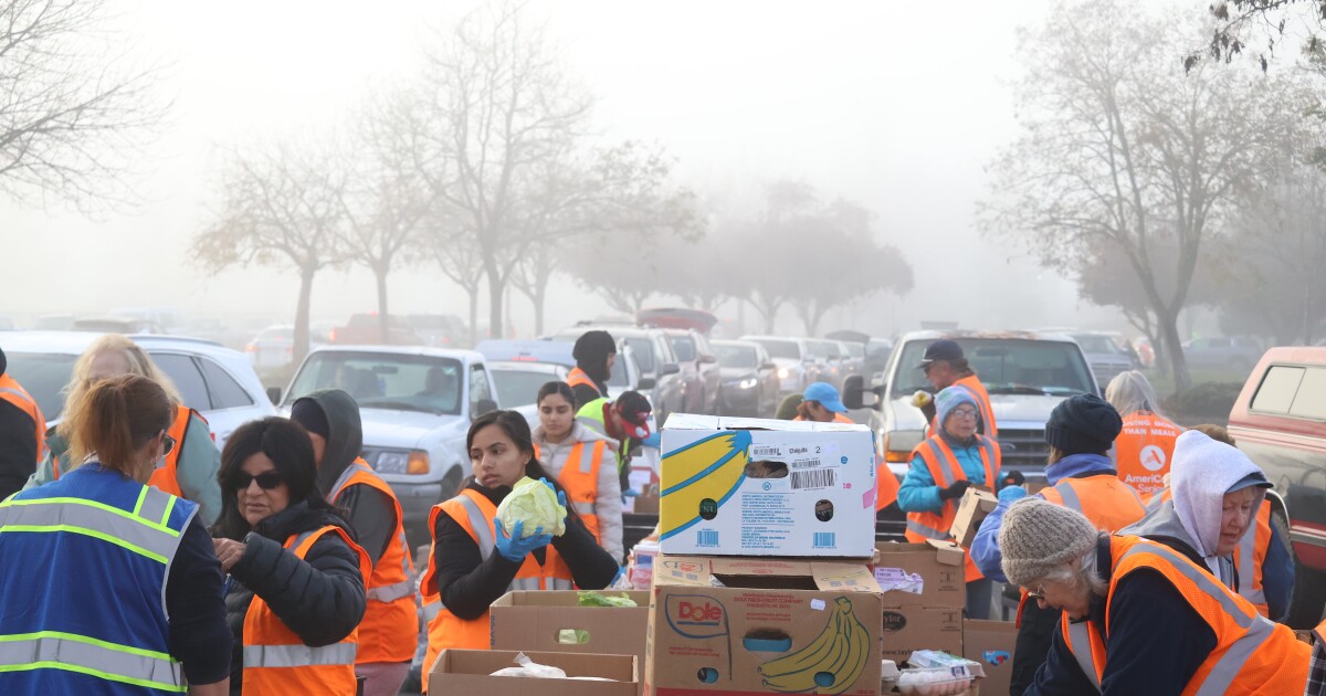 Oregon, California food banks prepare for holidays after SNAP shakeup