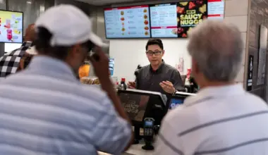 California’s minimum wage is increasing in 2026 as Los Angeles debates $30 an hour