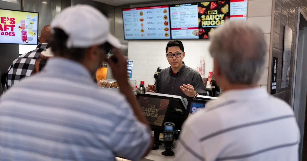 California’s minimum wage is increasing in 2026 as Los Angeles debates $30 an hour