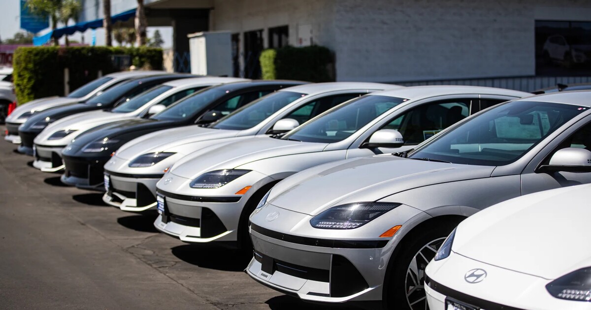 New California laws rewrite car-buying rules. What to know about the return policy reforms