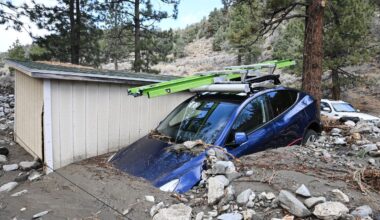 California storms could ease but risk of flooding remains