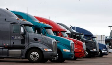 California delays revoking commercial driver's licenses