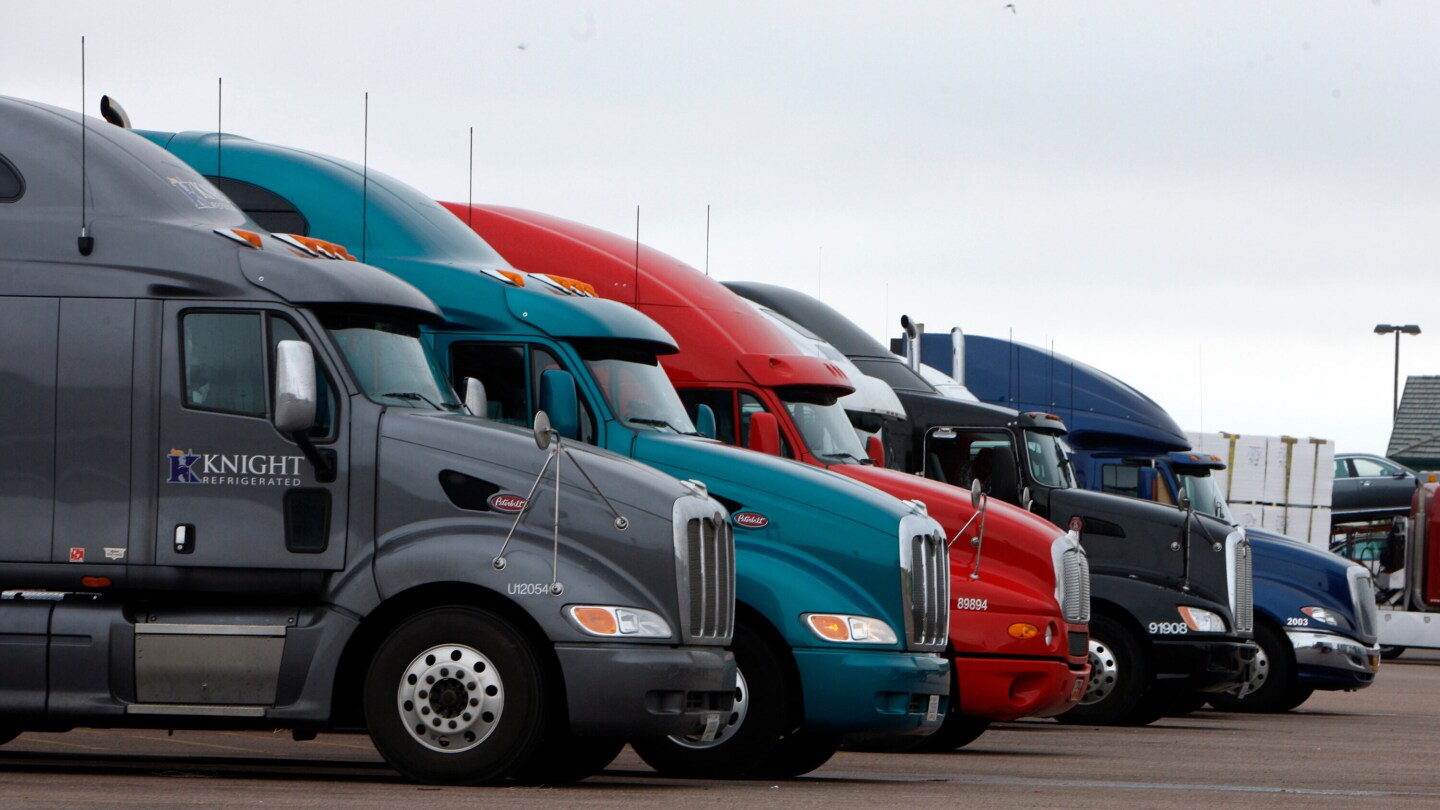 California delays revoking commercial driver's licenses