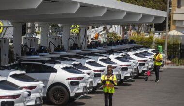 Fight between Waymo and Santa Monica goes to court